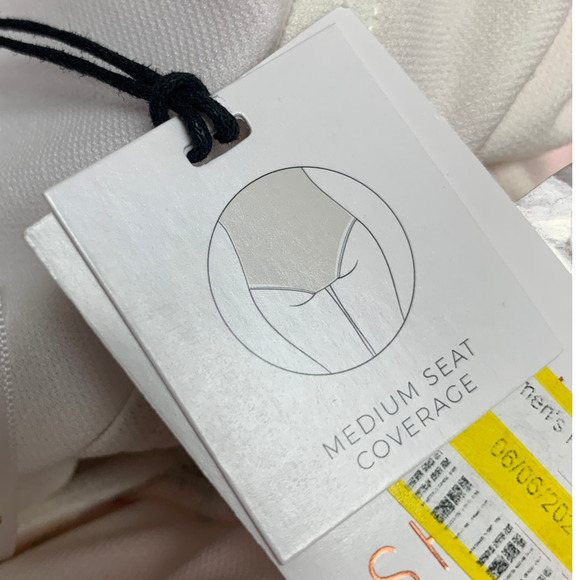 New Shade & Shore Womens Large Tropical Floral Med Seat Coverage 1PC Swim Suit - Picture 5 of 5